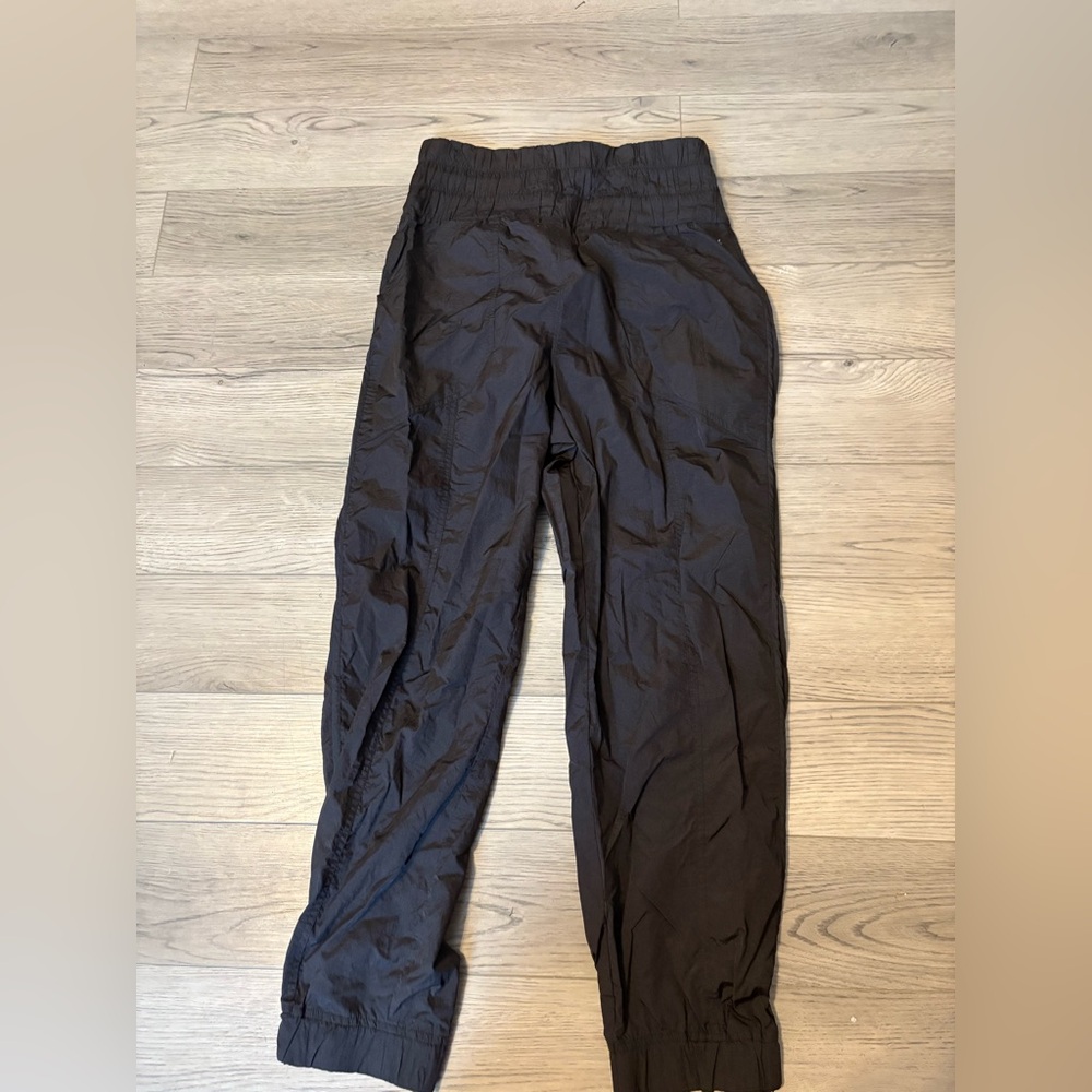 FREE PEOPLE MOVEMENT THE WAY HOME JOGGER PANT BLACK SIZE MEDIUM